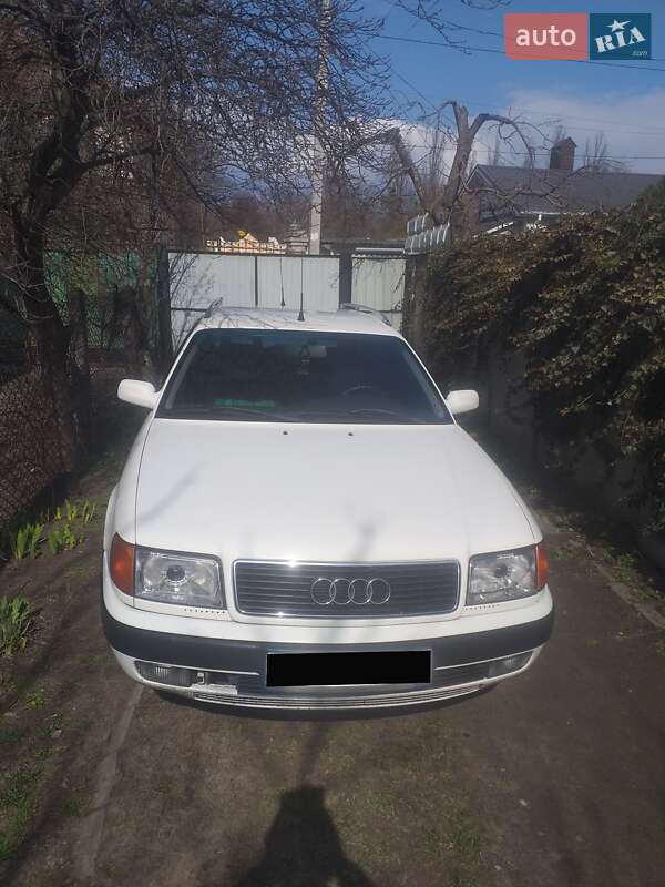 Audi 100 1992