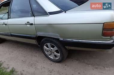 Седан Audi 100 1983 в Нежине