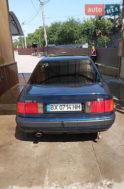 Седан Audi 100 1993 в Хмельницком