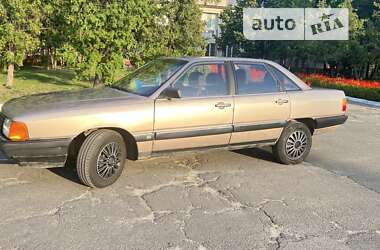 Седан Audi 100 1987 в Черкассах