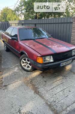 Седан Audi 100 1990 в Горохове