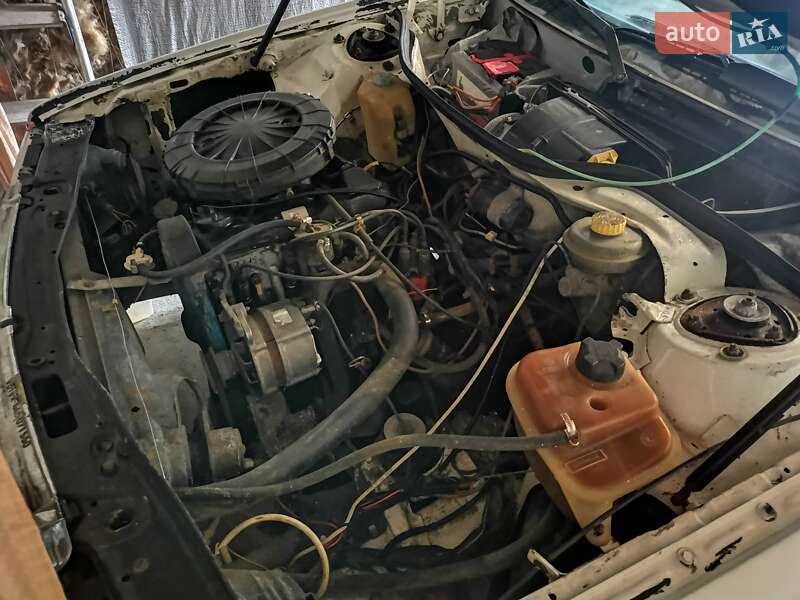 Седан Audi 100 1991 в Івано-Франківську