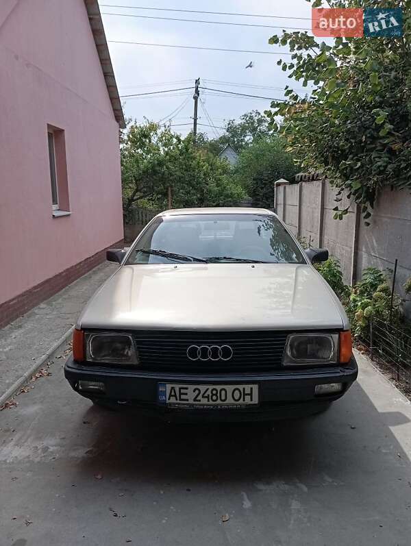 Audi 100 1988