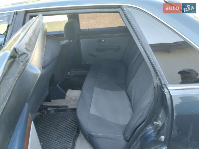 Седан Audi 100 1988 в Ковелі