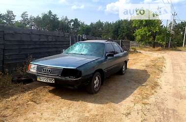 Седан Audi 100 1990 в Киеве