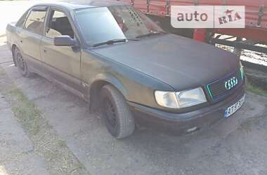 Седан Audi 100 1992 в Бурштыне