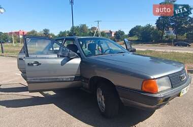 Седан Audi 100 1986 в 