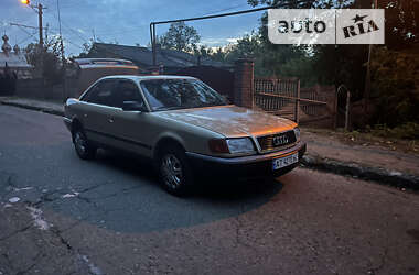 Седан Audi 100 1992 в Черновцах