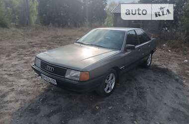 Седан Audi 100 1986 в Глухове