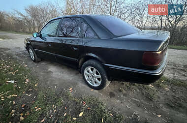 Седан Audi 100 1994 в Буске