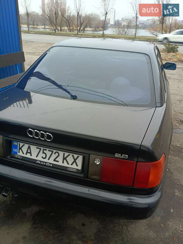 Седан Audi 100 1991 в Києві