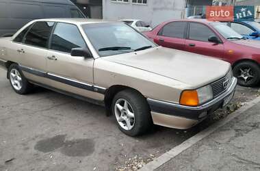 Седан Audi 100 1986 в Запоріжжі