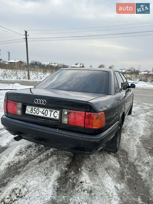 Седан Audi 100 1994 в Львове