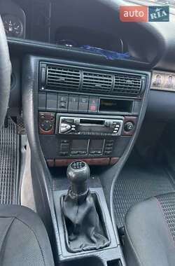 Седан Audi 100 1994 в Львове