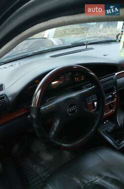 Седан Audi 100 1991 в Кельменцях