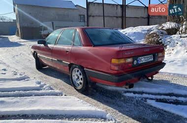 Седан Audi 100 1988 в Львові