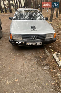 Седан Audi 100 1985 в 