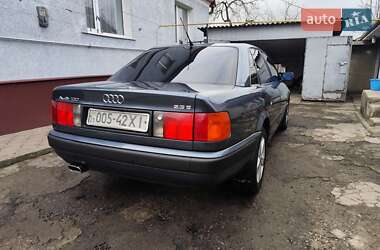 Седан Audi 100 1991 в 