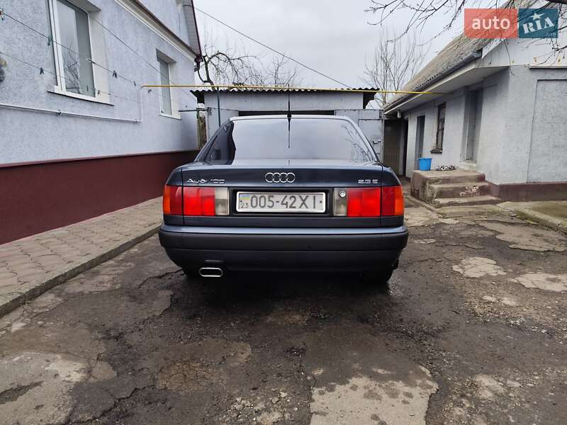 Седан Audi 100 1991 в Красилове