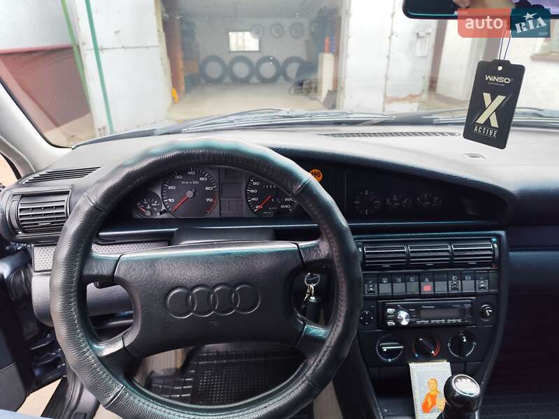 Седан Audi 100 1991 в Красилове