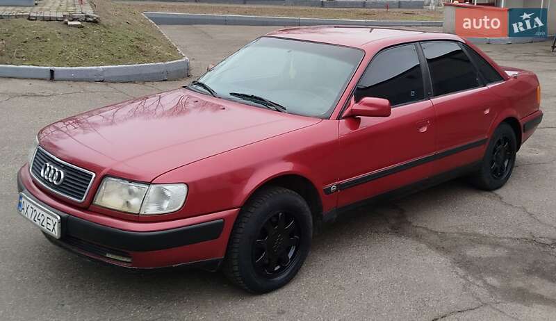 Седан Audi 100 1992 в 