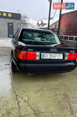 Седан Audi 100 1993 в Надворной