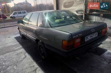 Седан Audi 100 1990 в Львове