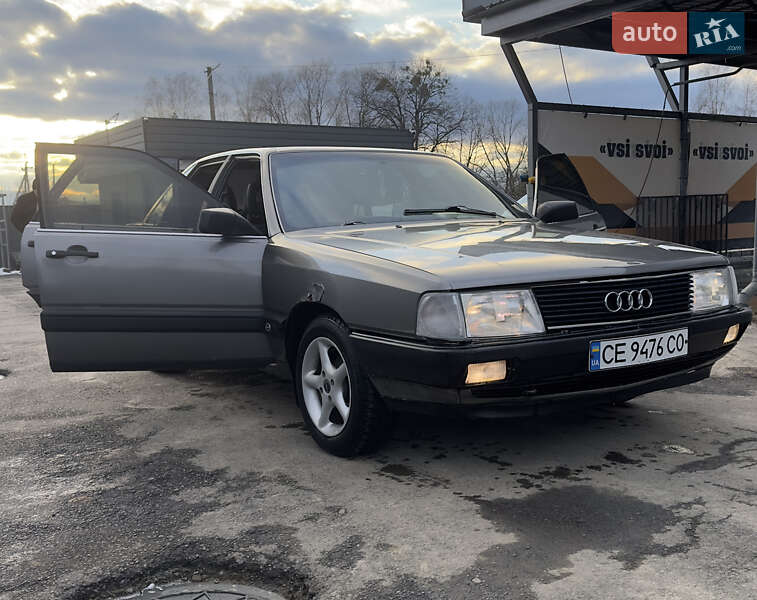 Седан Audi 100 1986 в 
