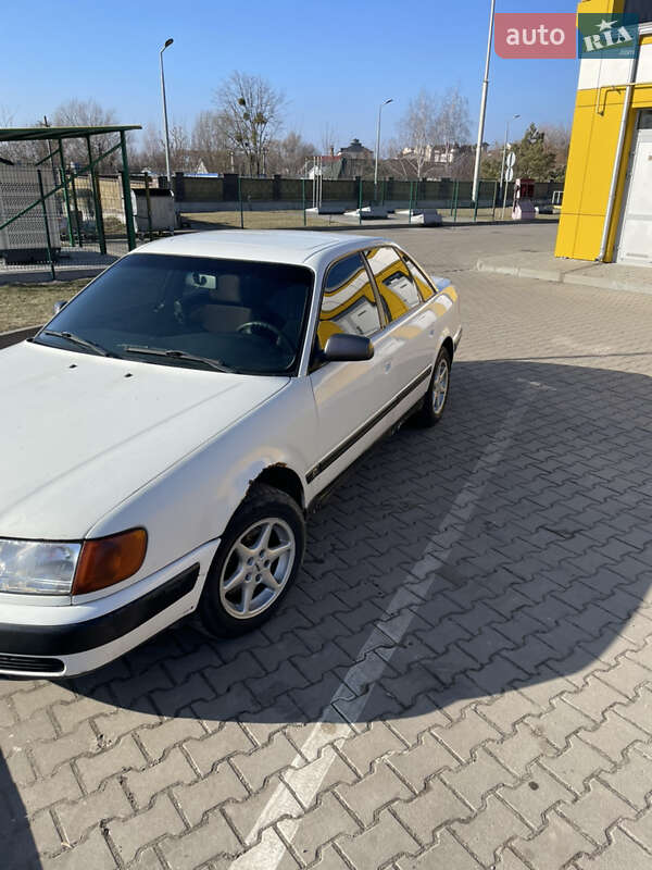 Седан Audi 100 1993 в Дубно