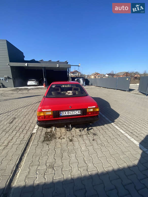 Седан Audi 100 1987 в Хмельницком