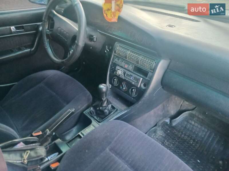 Седан Audi 100 1991 в Великому Кучурові
