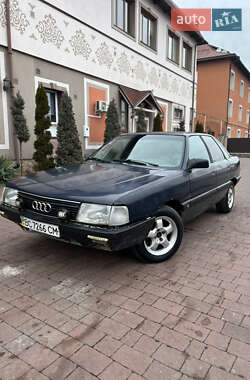 Седан Audi 100 1988 в Стрию