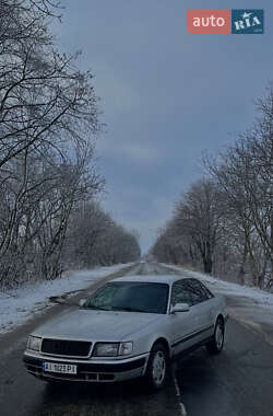 Седан Audi 100 1991 в Обухові