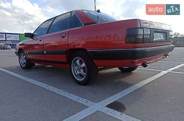 Седан Audi 100 1991 в 