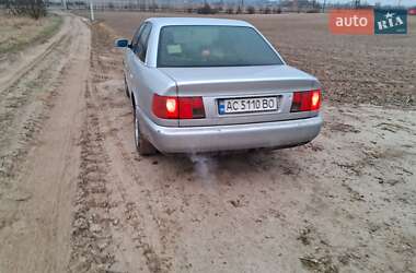 Седан Audi 100 1993 в 