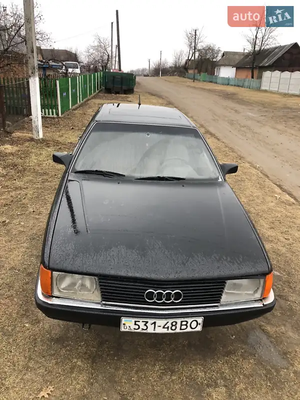 Audi 100 1985