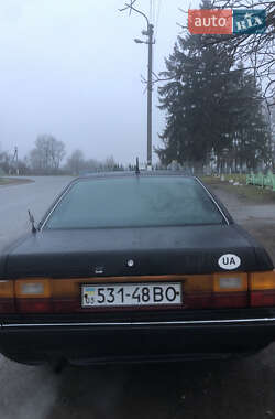 Седан Audi 100 1985 в Хмельницькому