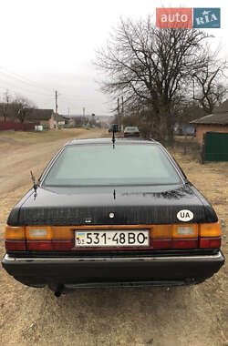 Седан Audi 100 1985 в Хмельницькому