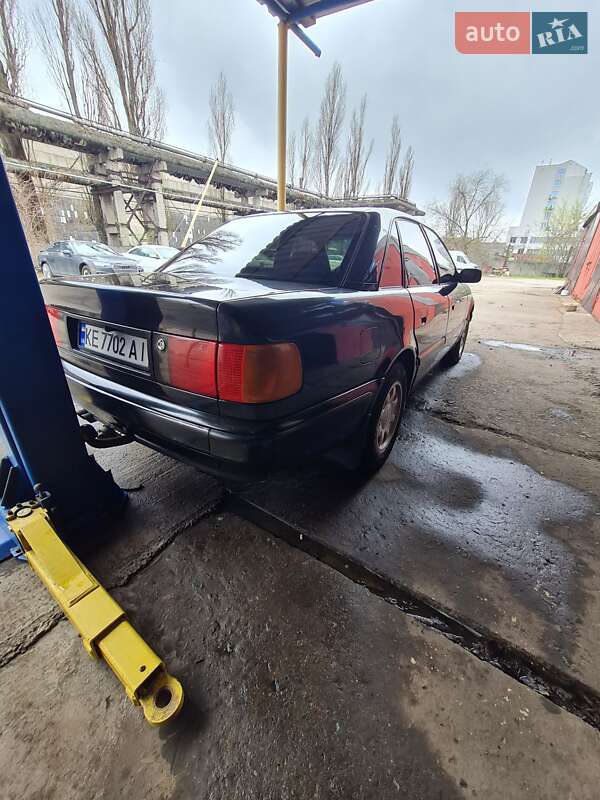 Седан Audi 100 1992 в Днепре