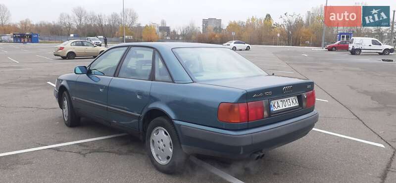 Седан Audi 100 1992 в Києві