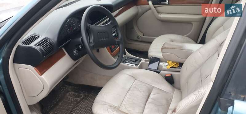 Седан Audi 100 1992 в Києві