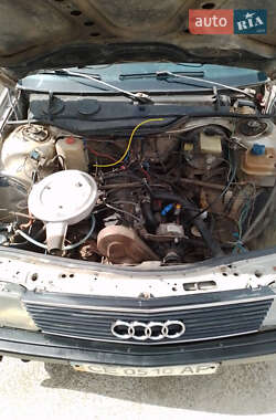Седан Audi 100 1984 в 