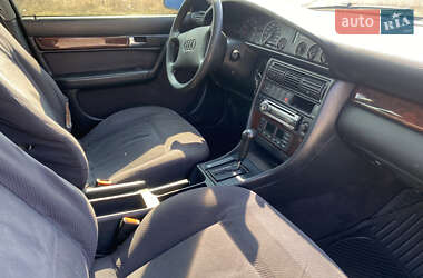 Седан Audi 100 1993 в 