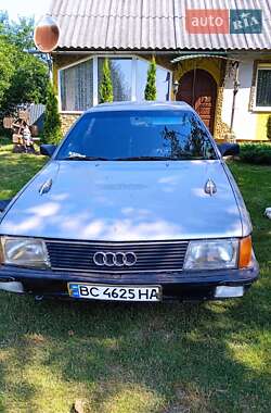 Седан Audi 100 1986 в 