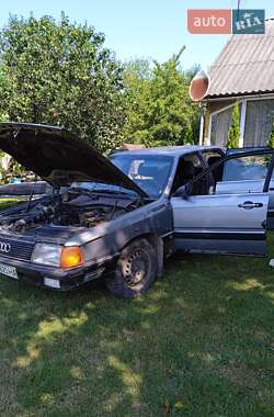 Седан Audi 100 1986 в 
