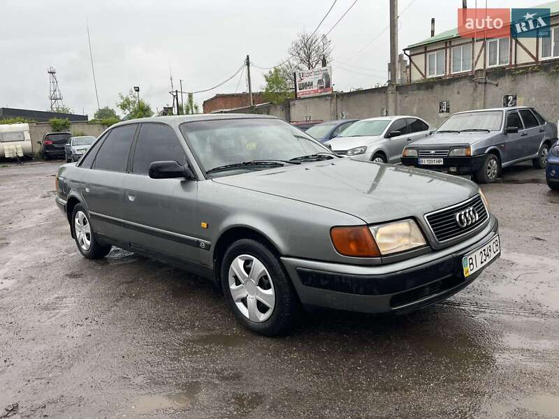Седан Audi 100 1991 в Полтаві
