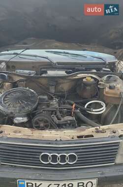 Седан Audi 100 1989 в 