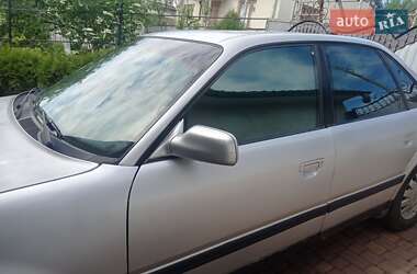 Седан Audi 100 1992 в Черновцах