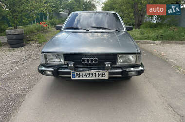 Седан Audi 100 1982 в 