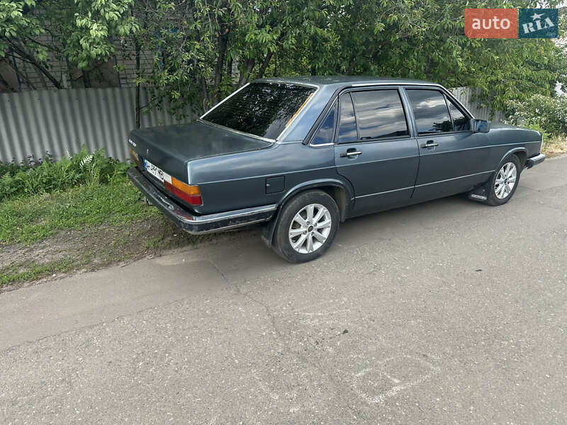 Седан Audi 100 1982 в Краматорске